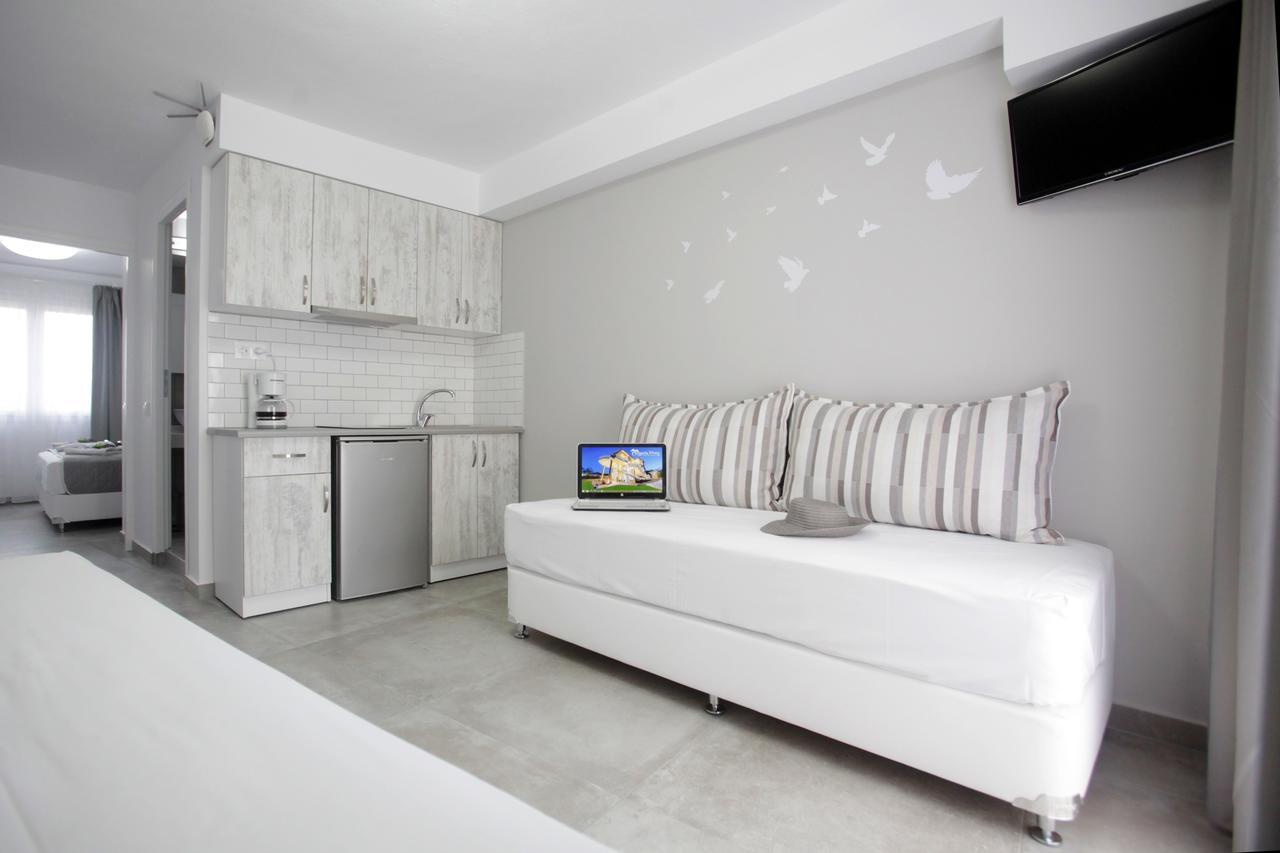 يميناريا Angels View Luxury Family Apartments المظهر الخارجي الصورة